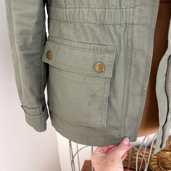 Gap Utility Jacket in Green - Picture 2 of 4